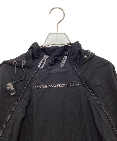LOUIS VUITTON（ルイ ヴィトン）LOUIS VUITTON (ルイ ヴィトン) ナイロンセットアップ ブラック サイズ:トップス44/ボトムス36の古着・服飾アイテム