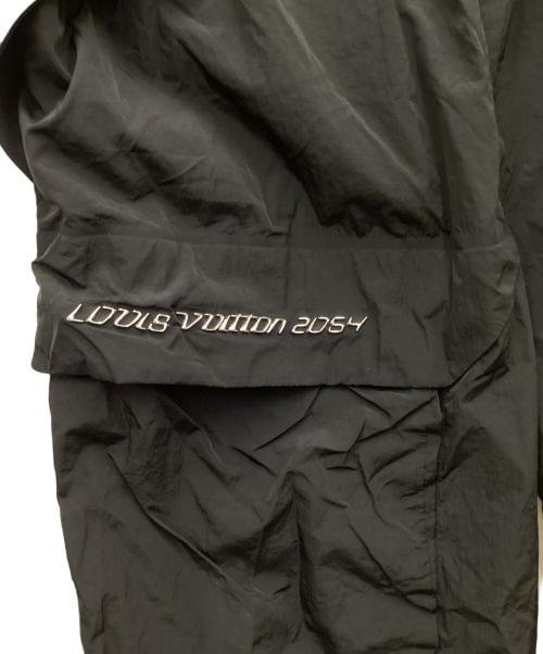 LOUIS VUITTON（ルイ ヴィトン）LOUIS VUITTON (ルイ ヴィトン) ナイロンセットアップ ブラック サイズ:トップス44/ボトムス36の古着・服飾アイテム