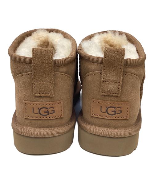 UGG（アグ）UGG (アグ) ムートンブーツ ベージュ サイズ:24の古着・服飾アイテム