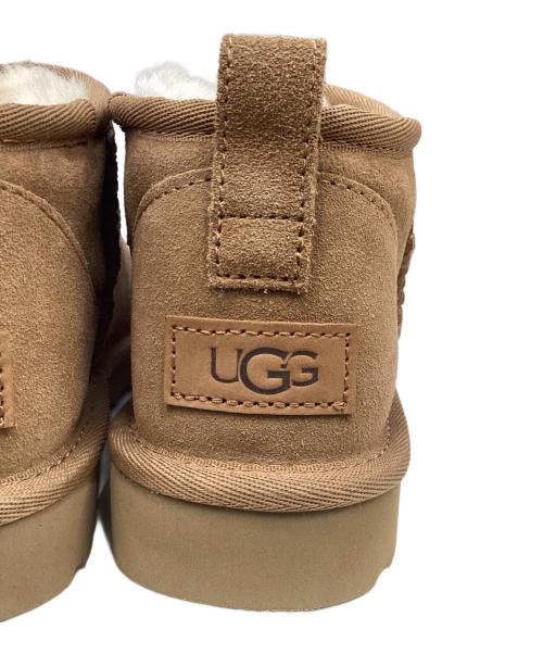 UGG（アグ）UGG (アグ) ムートンブーツ ベージュ サイズ:24の古着・服飾アイテム