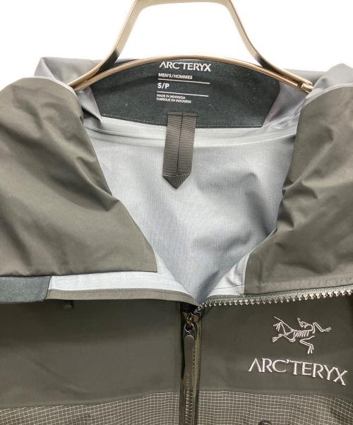 ARC'TERYX（アークテリクス）ARC'TERYX (アークテリクス) ALPHA JACKET ブラック サイズ:Sの古着・服飾アイテム