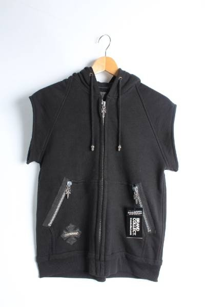 CHROME HEARTS（クロムハーツ）CHプレート&レザーパッチノースリーブパーカの古着・服飾アイテム
