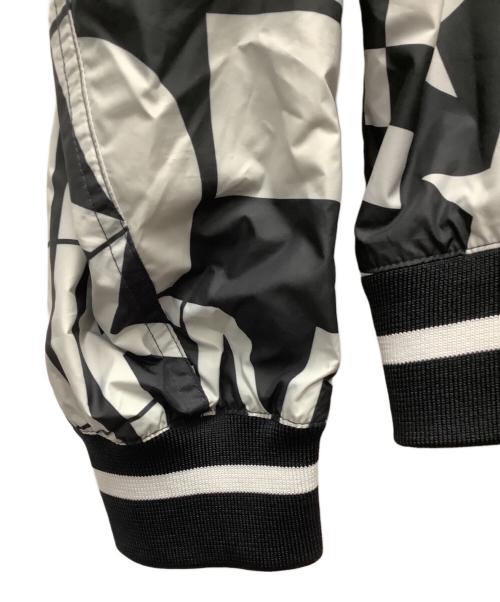 NIKE（ナイキ）NIKE (ナイキ) ナイロンジャケット ブラック×ホワイト サイズ:SIZE Sの古着・服飾アイテム