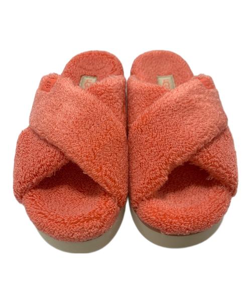 UGG（アグ）UGG (アグ) ファーサンダル ピンク サイズ:23の古着・服飾アイテム