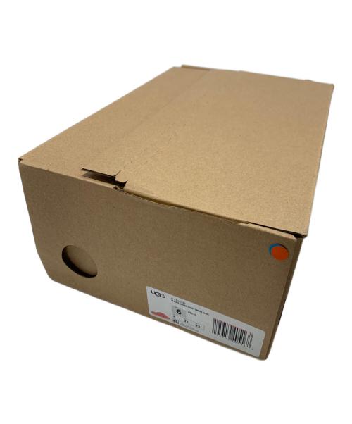 UGG（アグ）UGG (アグ) ファーサンダル ピンク サイズ:23の古着・服飾アイテム