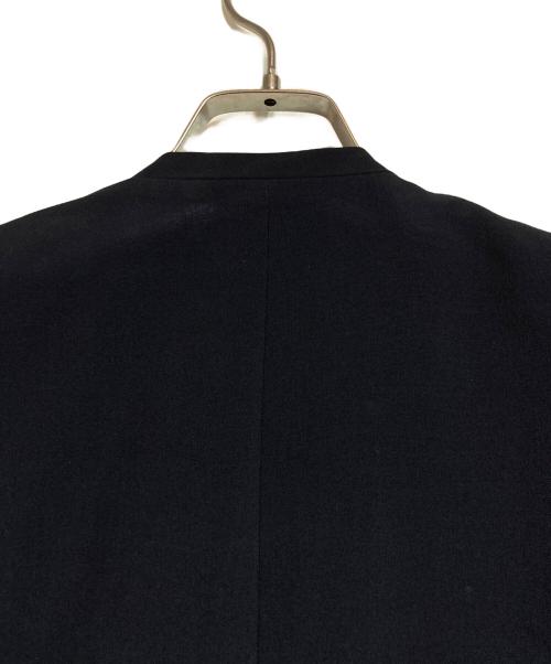 COMME des GARCONS HOMME PLUS（コムデギャルソンオムプリュス）COMME des GARCONS HOMME PLUS (コムデギャルソンオムプリュス) ウールジャケット/Wool Gabardine Collarless Jacket  ネイビー サイズ:Sの古着・服飾アイテム