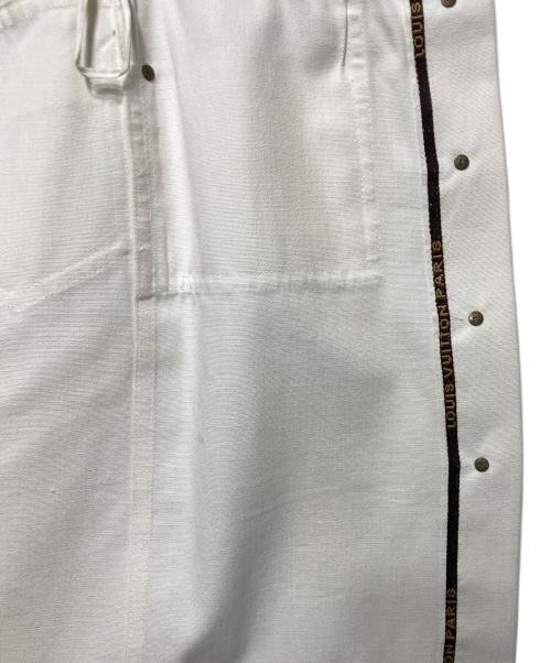 LOUIS VUITTON（ルイ ヴィトン）LOUIS VUITTON (ルイ ヴィトン) スカート ホワイト サイズ:34の古着・服飾アイテム