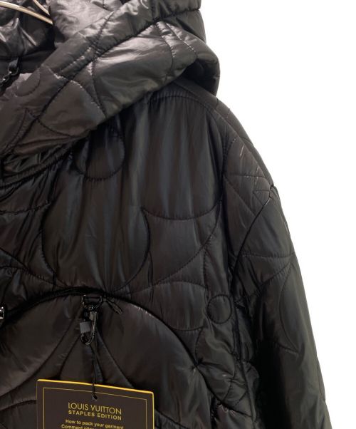 LOUIS VUITTON（ルイ ヴィトン）LOUIS VUITTON (ルイ ヴィトン) フラワーキルティングダウン ブラック サイズ:50の古着・服飾アイテム