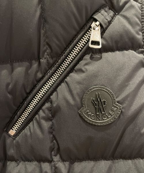 MONCLER（モンクレール）MONCLER (モンクレール) HOLSTEINER ブラック サイズ:4の古着・服飾アイテム