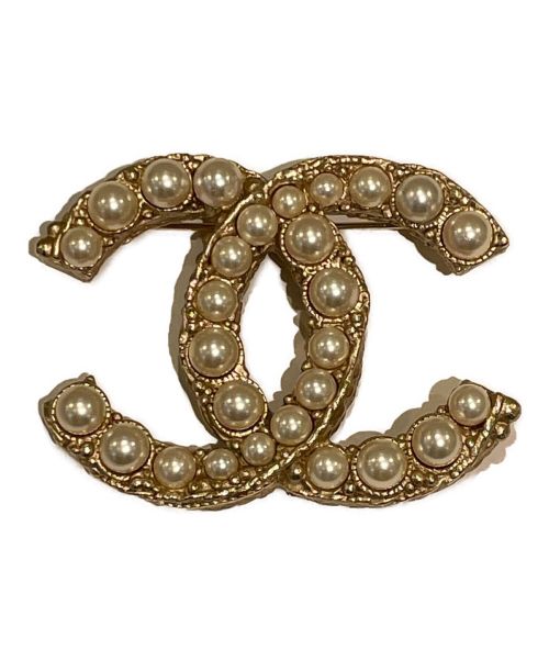 CHANEL（シャネル）CHANEL (シャネル) ココマークファッションパールブローチ ホワイトの古着・服飾アイテム