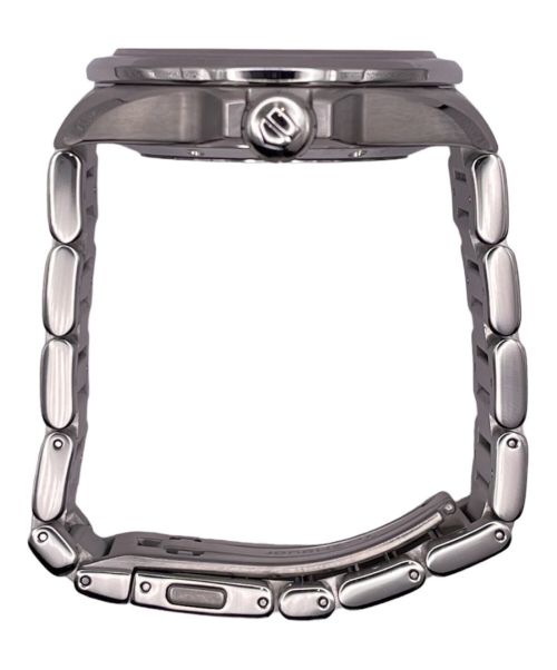 TAG Heuer（タグ・ホイヤー）TAG Heuer (タグホイヤー) Grand Carrera GMT Calibre 8 黒文字盤 サイズ:42.5mmの古着・服飾アイテム