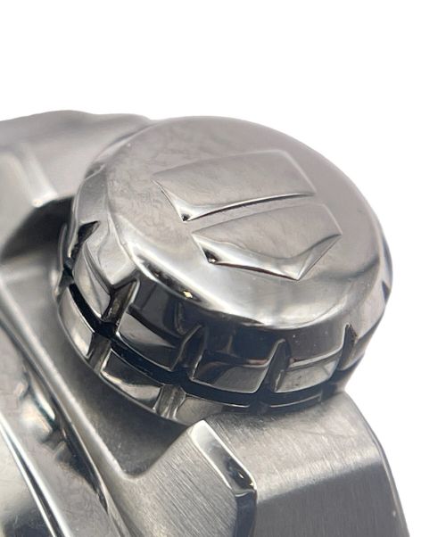 TAG Heuer（タグ・ホイヤー）TAG Heuer (タグホイヤー) Grand Carrera GMT Calibre 8 黒文字盤 サイズ:42.5mmの古着・服飾アイテム