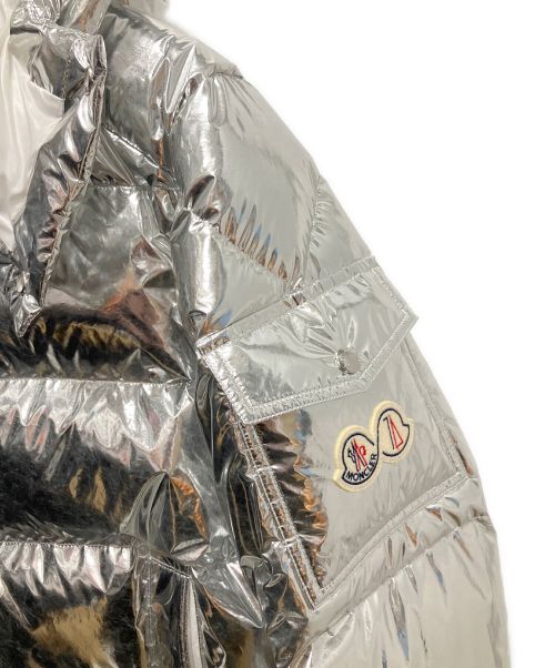 MONCLER（モンクレール）MONCLER (モンクレール) MAYA 70 GIUBOTTO シルバー サイズ:2の古着・服飾アイテム