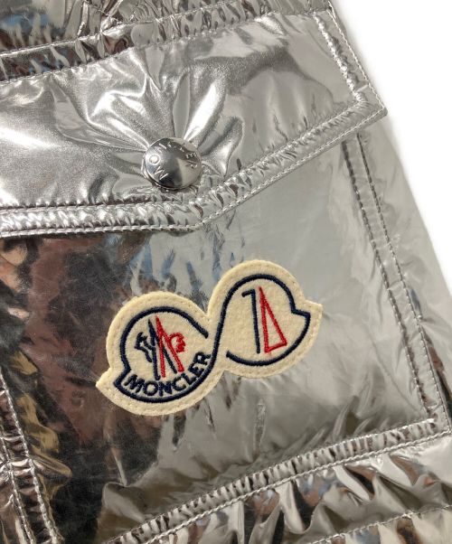 MONCLER（モンクレール）MONCLER (モンクレール) MAYA 70 GIUBOTTO シルバー サイズ:2の古着・服飾アイテム