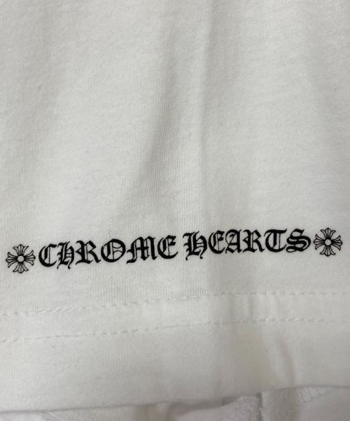 CHROME HEARTS（クロムハーツ）CHROME HEARTS (クロムハーツ) Back Dagger Print Pocket Tee ホワイト サイズ:L 未使用品の古着・服飾アイテム