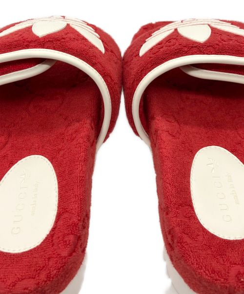 GUCCI（グッチ）GUCCI (グッチ) adidas (アディダス) GG プラットフォーム サンダル レッド サイズ:37 未使用品の古着・服飾アイテム