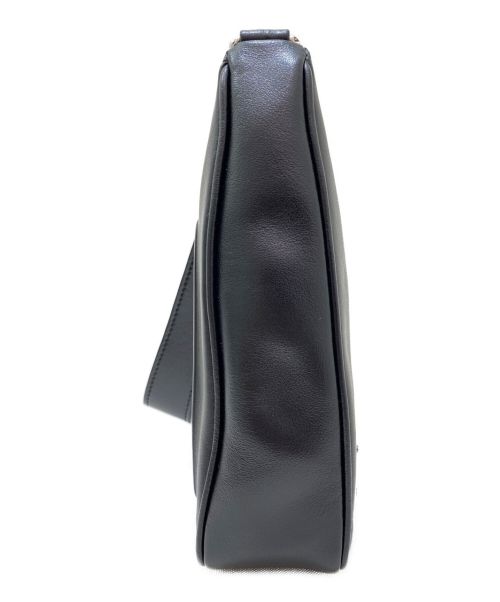 PRADA（プラダ）PRADA (プラダ) Leather Prada Triangle pouch ブラック サイズ:-の古着・服飾アイテム