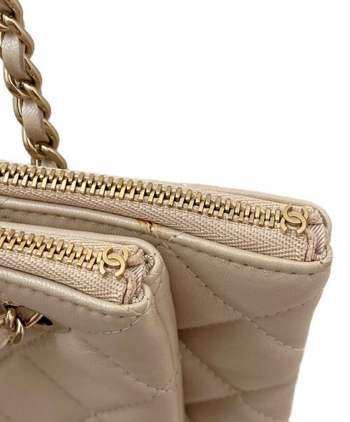 CHANEL（シャネル）CHANEL (シャネル) マトラッセチェーンショルダーバッグ ベージュの古着・服飾アイテム
