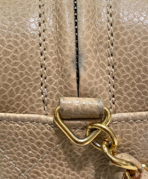 CHANEL（シャネル）CHANEL (シャネル) チェーンショルダーバッグ ベージュの古着・服飾アイテム