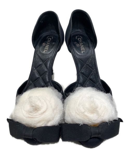 CHANEL（シャネル）CHANEL (シャネル) カメリアリボンパンプス ブラック サイズ:36の古着・服飾アイテム