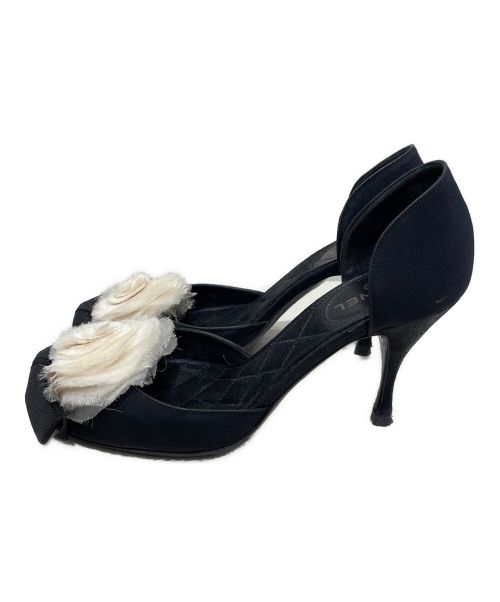 CHANEL（シャネル）CHANEL (シャネル) カメリアリボンパンプス ブラック サイズ:36の古着・服飾アイテム