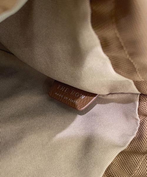 THE ROW（ザ ロウ）THE ROW (ザ ロウ) Sporty Pouch ブラウンの古着・服飾アイテム