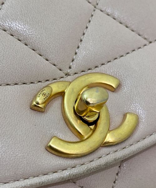 CHANEL（シャネル）CHANEL (シャネル) ダイアナフラップマトラッセ ベージュ サイズ:22の古着・服飾アイテム