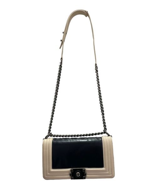 CHANEL（シャネル）CHANEL (シャネル) ボーイシャネルバイカラーショルダーバッグ ブラック×ホワイトの古着・服飾アイテム