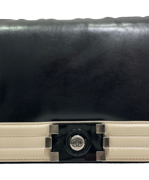 CHANEL（シャネル）CHANEL (シャネル) ボーイシャネルバイカラーショルダーバッグ ブラック×ホワイトの古着・服飾アイテム