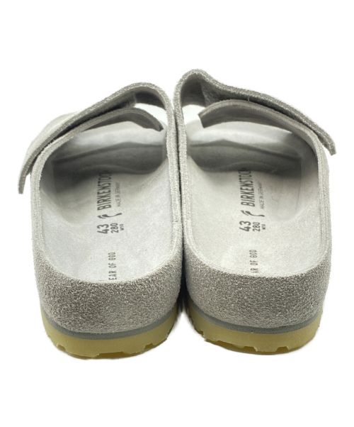 BIRKENSTOCK（ビルケンシュトック）BIRKENSTOCK (ビルケンシュトック) Fear Of God (フィア・オブ・ゴッド) 1774 Los Feliz Suede グレー サイズ:43の古着・服飾アイテム