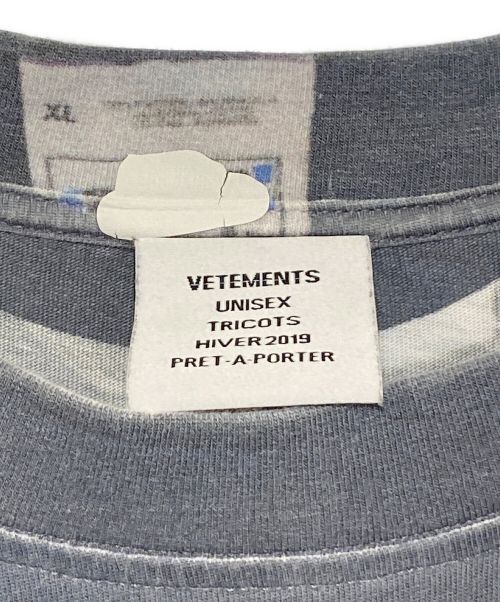 VETEMENTS（ヴェトモン）VETEMENTS (ヴェトモン) Demna's Favorite Naughty Angel L/S Tee グレー×ホワイト サイズ:Lの古着・服飾アイテム