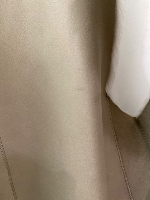 Karl Donoghue（カールドノヒュー）Karl Donoghue (カールドノヒュー) ムートンジレ ベージュ サイズ:XSの古着・服飾アイテム