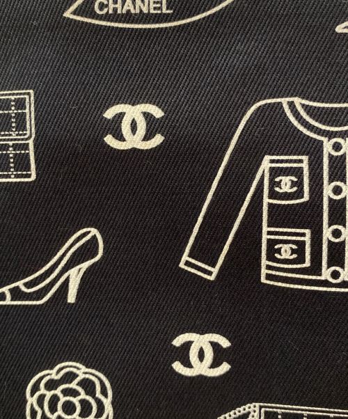 CHANEL（シャネル）CHANEL (シャネル) チェーンキャンバススクエアハンドポーチ ネイビーの古着・服飾アイテム