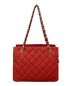 CHANEL (シャネル) マトラッセチェーンショルダーバッグ レッド：340000円