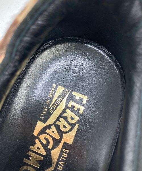 Salvatore Ferragamo（サルヴァトーレ フェラガモ）Salvatore Ferragamo (サルヴァトーレ フェラガモ) 総柄ハラコスニーカー ブラウン サイズ:7の古着・服飾アイテム
