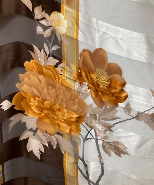 LAONARD（レオナード）LAONARD (レオナード) シルク大判ストール ブラウン×ホワイトの古着・服飾アイテム