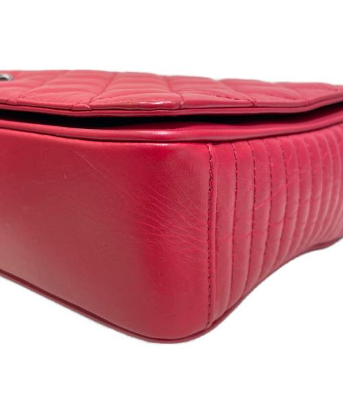 CHANEL（シャネル）CHANEL (シャネル) チェーンショルダーバッグ レッドの古着・服飾アイテム