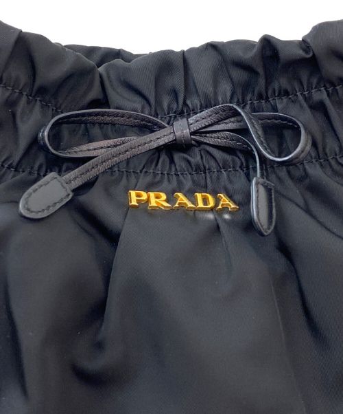 PRADA（プラダ）PRADA (プラダ) ナイロンハンドバッグ ブラックの古着・服飾アイテム