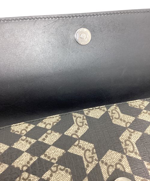 GUCCI（グッチ）GUCCI (グッチ) クラッチバッグ カレイドスターの古着・服飾アイテム