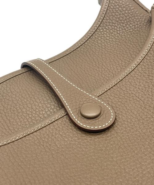 HERMES（エルメス）HERMES (エルメス) エブリンⅢ PM/シルバー金具/トリヨンクレマンス/エトゥープ/A刻印/エヴリン/ショルダーバッグ/レザーバッグ/バッグ/鞄 エトゥープ サイズ:PMの古着・服飾アイテム