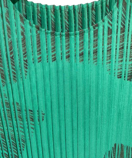 PLEATS PLEASE（プリーツプリーズ）PLEATS PLEASE (プリーツプリーズ) 総柄プリントワンピース グリーン サイズ:3の古着・服飾アイテム