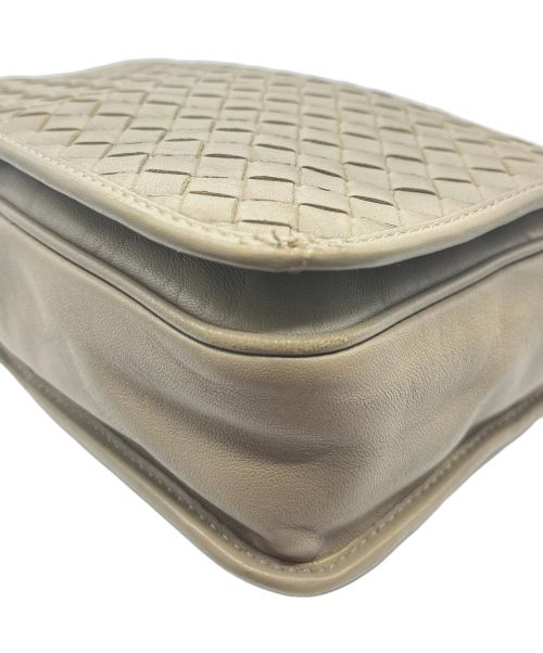 BOTTEGA VENETA（ボッテガベネタ）BOTTEGA VENETA (ボッテガベネタ) Intrechart Shoulder Bag（イントレチャートショルダーバッグ） グレー サイズ:-の古着・服飾アイテム
