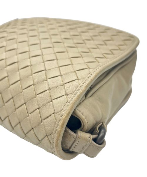 BOTTEGA VENETA（ボッテガベネタ）BOTTEGA VENETA (ボッテガベネタ) Intrechart Shoulder Bag（イントレチャートショルダーバッグ） グレー サイズ:-の古着・服飾アイテム