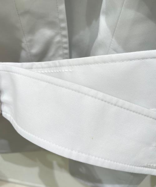 HERMES（エルメス）HERMES (エルメス) ショートトレンチコート ホワイト サイズ:34の古着・服飾アイテム