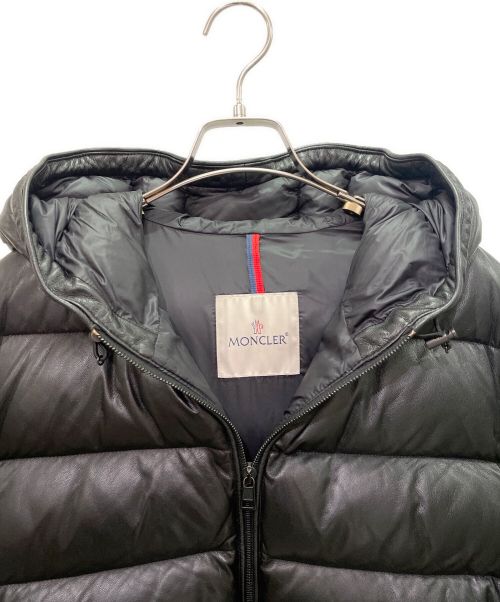 MONCLER（モンクレール）MONCLER (モンクレール) GEBROULAZ/ラムレザー ダウンジャケット ブラック サイズ:3の古着・服飾アイテム