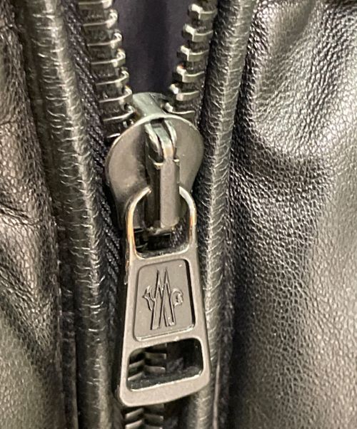 MONCLER（モンクレール）MONCLER (モンクレール) GEBROULAZ/ラムレザー ダウンジャケット ブラック サイズ:3の古着・服飾アイテム