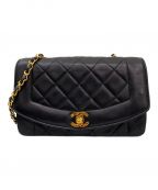 CHANELシャネル）の古着「ダイアナ22」｜ブラック