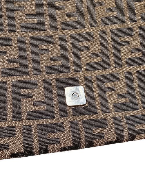 FENDI（フェンディ）FENDI (フェンディ) マンマバゲット ショルダーバッグ ブラウンの古着・服飾アイテム