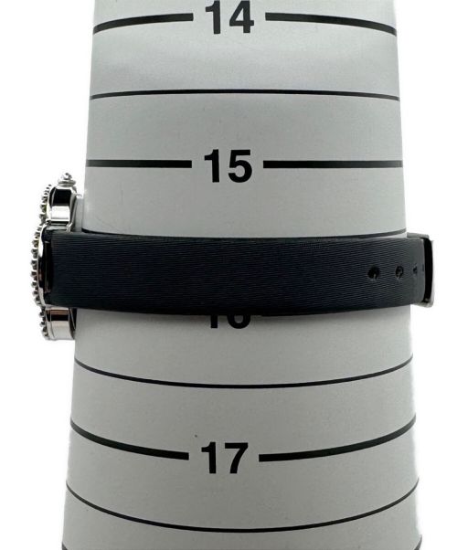 VAN CLEEF & ARPELS（ヴァンクリーフ＆アーペル）VAN CLEEF & ARPELS (ヴァンクリーフ＆アーペル) アルハンブラ スモールモデル ウォッチ Ref.VCARD21600 ホワイト サイズ:26mmの古着・服飾アイテム