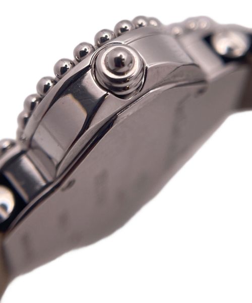 VAN CLEEF & ARPELS（ヴァンクリーフ＆アーペル）VAN CLEEF & ARPELS (ヴァンクリーフ＆アーペル) アルハンブラ スモールモデル ウォッチ Ref.VCARD21600 ホワイト サイズ:26mmの古着・服飾アイテム